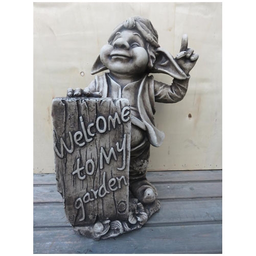 Resin gome Welcome Sign